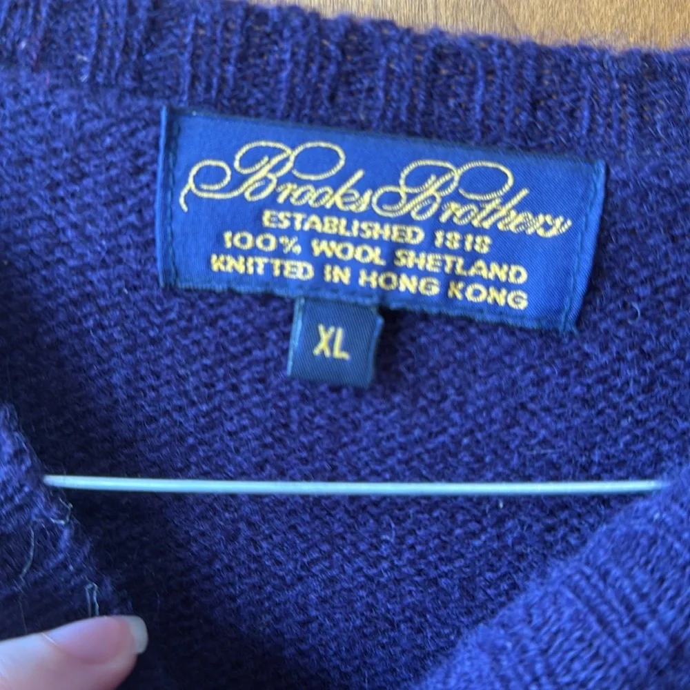 Vintage 90s Brooks Brothers Men's Purple Sweater - 100% wool - Picture 3 of 3